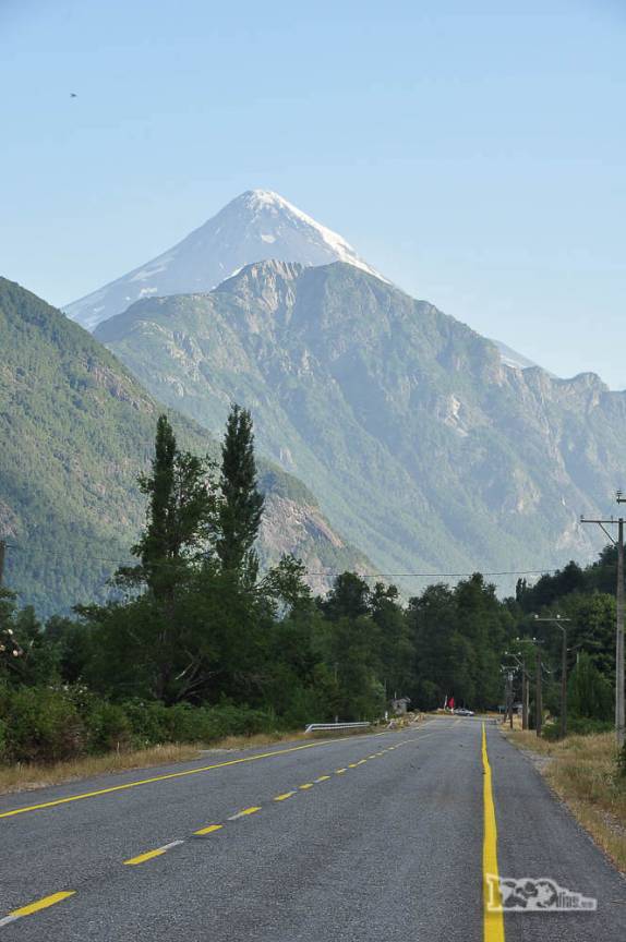 Ainda no lado chileno da fronteira, região de Pucón, a caminho de Junín de Los Andes, na Argentina. Ao fundo, o Lanin